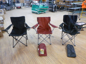 lot 172 image: 3 Outdoor Folding Chairs