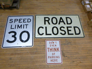 lot 187 image: 3 Road Signs
