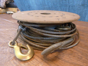 lot 229 image: Cable with Hooks