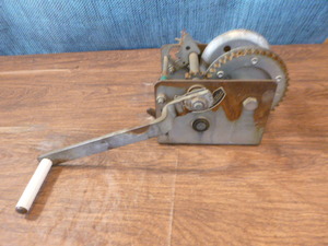 lot 277 image: Trailer Winch