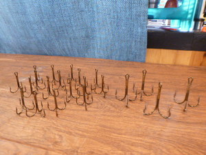 lot 287 image: Treble Hooks