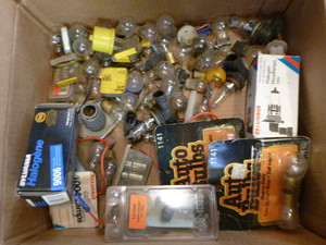 lot 292 image: Box of Automotive Bulbs