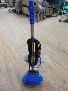 lot 301 image: Global Floor Scrubber