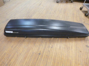 lot 307 image: Thule Summit Top of Vehicle Storage