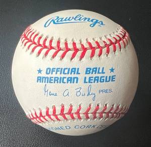 lot 22A image: Eddie Murray Signed Baseball Rawlings Official MLB Budig Ball Baltimore Orioles Autograph