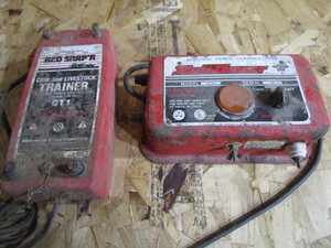 Electric Fencers Red Snapper & Bulldozer