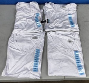 (4) New Hue Womens Oversized White V-Neck Boyfriend Tees - Size LXL