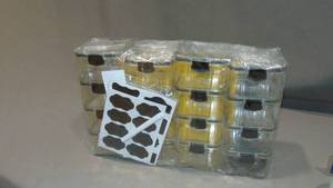 lot 27 image: 16 Locking Food Storage Containers with Labels Spoons
