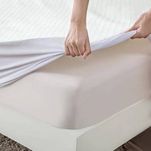 lot 13 image: King Size Kingnex Bamboo Mattress Protector Waterproof  Breathable Quiet Fitted