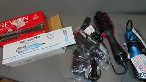 lot 84 image: Mixed Lot Hair Dryer Brush