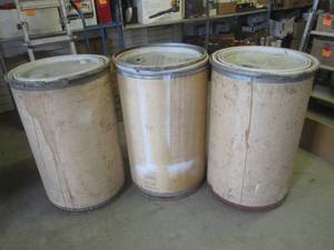 (FH) 3 Barrels with Lids and Lock Rings