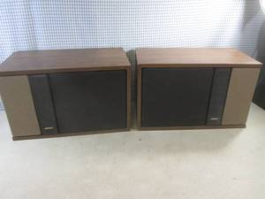 (D-2) Pair Bose 301 Series III Speakers - Small Grills Need Attention See Photos