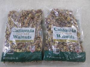 (B-2) 2 Pounds California Shelled Walnuts 2 - 1 Pound Bags Best by Aug 2024