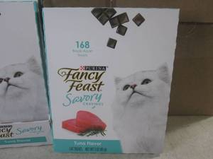 (BS) 10 Boxes Fancy Feast Tuna Flavor Cat Treats 168 Break-Apart Treats per Box Best by Jan 2024