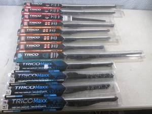 (F-3) 12 Assorted Windshield Wipers