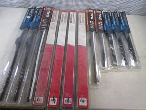 (F-3) 12 Assorted Windshield Wipers...