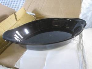(F-0) Case of 24 Ventura China 12oz Oval Au Gratin Dishes in Black - 6 Inner Boxes of 4