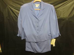 (C-2) Maggy London 2pc Top and Skirt Size 12 New with Tags Retails $118.00