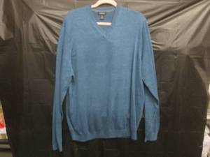 (C-2) VanHeusenLong Sleeve Top Size XL