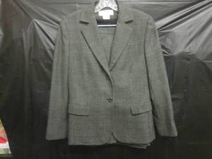 (C-2) Jones Wear 2pc Jacket and Skirt Size 12