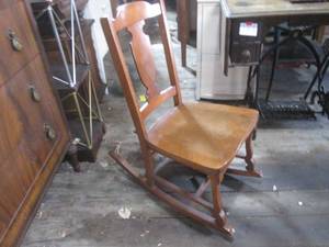 (GRG) Vintage Older Kids Size Wood Rocking Chair