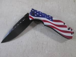 (CNTR) American Flag Design Spring Assist Folding Knife with Belt Clip New In Box - 8 12 Open  4 34 Closed