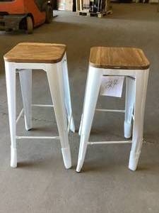 StyleWell Finwick White Metal Backless Bar Stool with Natural Wood Seat (Set of 2)