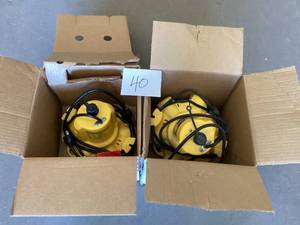 Lot of assorted Wayne Water Bugs customer returns review Pictures
