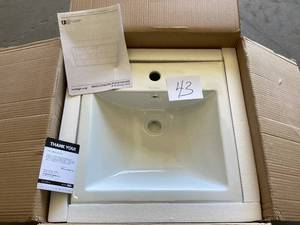 SwissMadisson Voltaire 18 in. Square Ceramic Vessel Sink in Glossy White