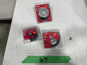 MILWAUKEE 4 WIRE BRUSH, 4 WIRE CUP BRUSH, & 5 WIRE WHEEL