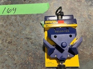 IRWIN 3) LIGHT DUTY CORNER CLAMS & 1) 90 DEGREE ANGLE CLAMP