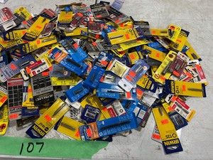TABLE FULL OF SCREWDRIVER BITS