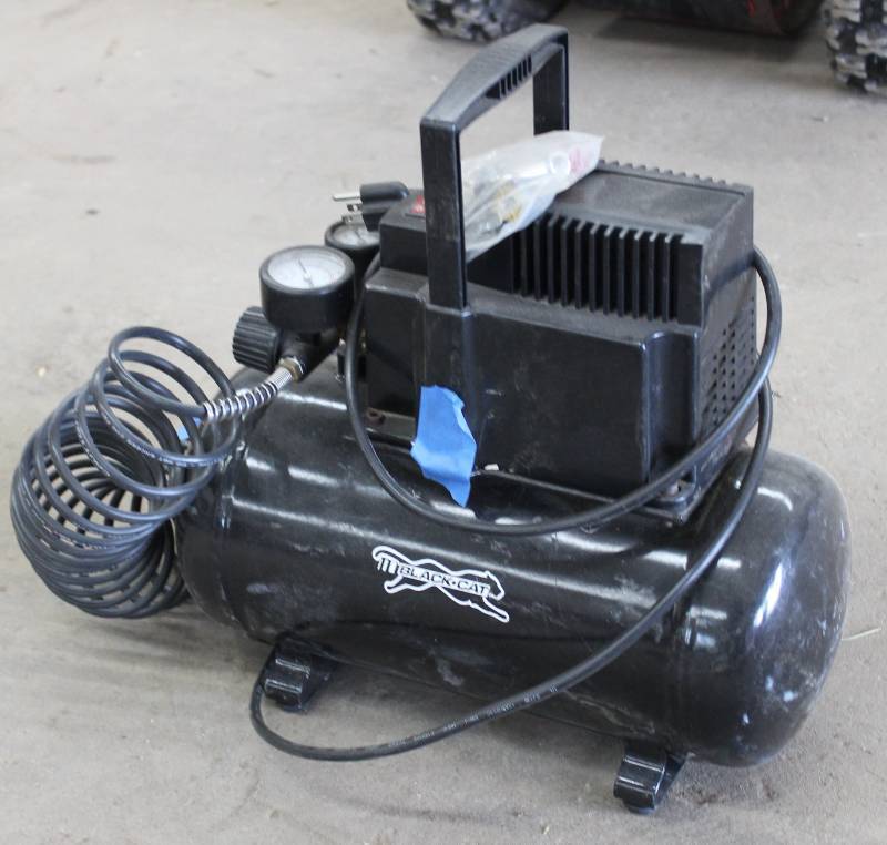 2 Gallon Black Cat Portable Air Compressor