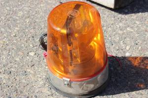 Mars MV - IND Tri Lite Amber Rotating Beacon Light 24 Volts New Never Used