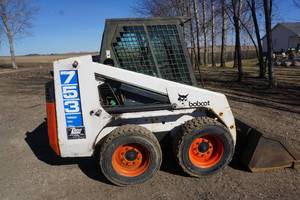 Mid 1990s Bobcat 753 Skid Loader Skid Steer