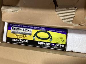 lot 59 image: Connecticut Electric 30-Amp 10-Circuits G2 Manual Transfer Switch Kit   Customer Returns See Pictures