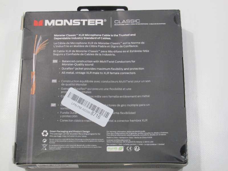 lot 816 image: Monster Prolink Classic XLR Microphone Cable - 20 Foot