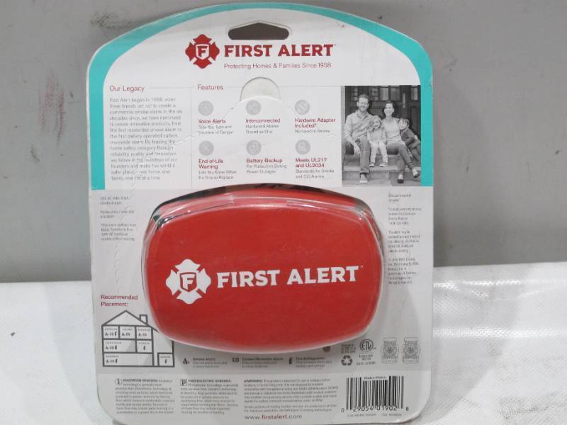 lot 716 image: First Alert SC7010BPVCN Hardwired Smoke & Carbon Monoxide Detector with Voice Location and Battery Backup