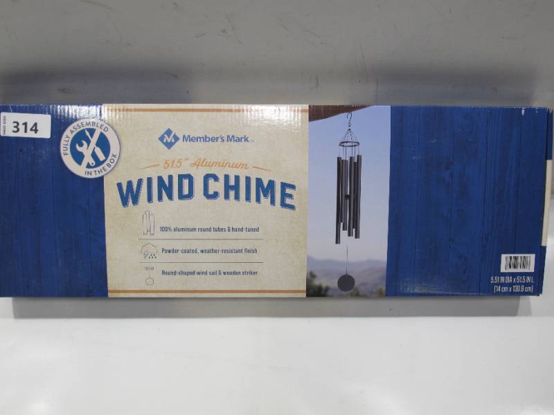 lot 370 image: NEW Members Mark 51.5 Inch Hand-Tuned Black Aluminum Wind Chimes