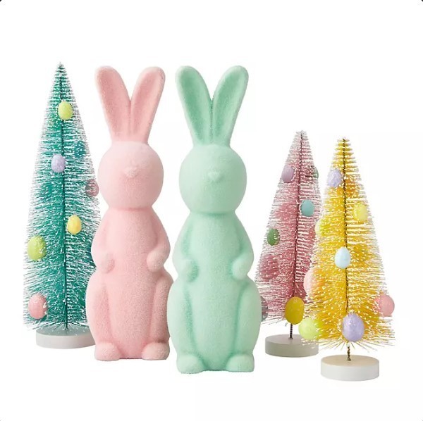 lot 240 image: NEW Members Mark 5-Pc. Flocked Bunny Dcor