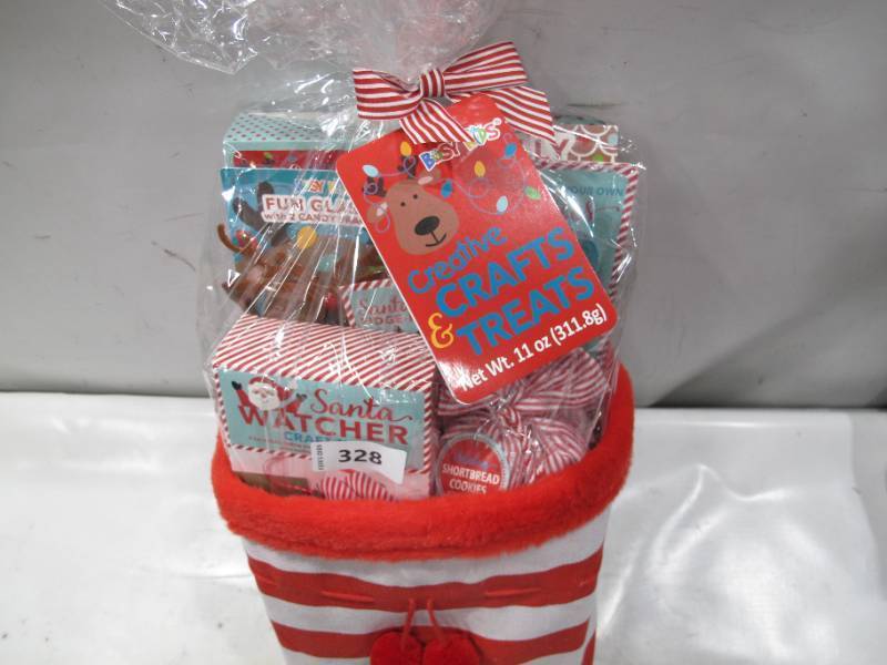 lot 328 image: NEW Busy Kid Creative Crafts and Treats Gift Bag