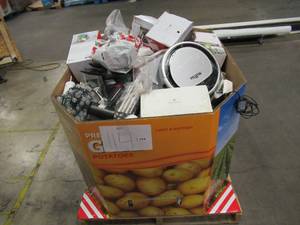 lot 114 image: Pallet of Store Overstock Store and Ecommerce Product and Returns