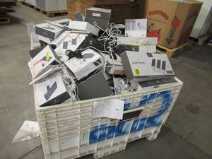lot 129 image: Pallet of Store Overstock Store and Ecommerce Product and Returns