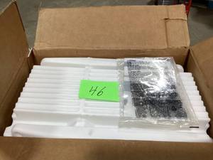 Step2 Mail Master Streamline White OverPost Mounted Plastic Mailbox    Customer Returns See Pictures