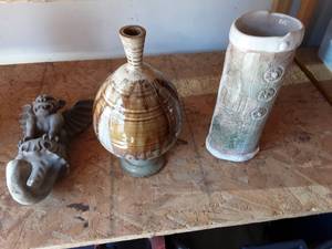 lot 8 image: 3-Unique Pottery Items
