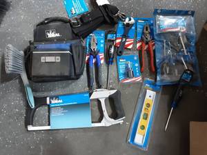 lot 33 image: Lot Of Ideal Brand Tools & Pouch