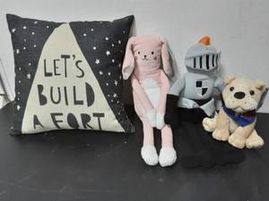 lot 50 image: 3-New Stuffies & Pillow
