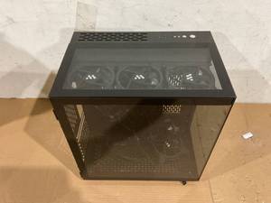 lot 30 image: PC Case