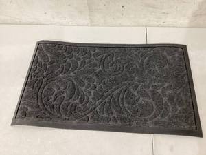 lot 450 image: Decorative Door Mat