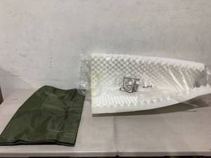 lot 334 image: Green Dog Bed